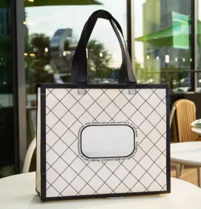 Classic Fashion Store Medium Non-Woven Tote Bag Environmentally Friendly Reusable Shopping Carrying Foods PP Men’s and Women’s