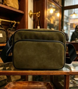 Custom Design Luxury Men’s Genuine Vintage Leather Crossbody Messenger Bag for Travel Fashionable Shoulder Bag