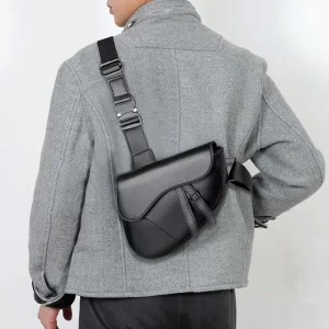 Custom LOGO Men’s PU Polyester Wear Resistant Shoulder Saddle Crossbody Messenger Bag Zippered Sleek Minimalist Lightweight