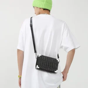 Custom Logo Large Capacity Fashionable Trendy Men’s Messenger Bag