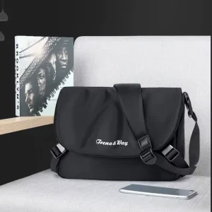 Customizable Logo Design Men’s Nylon Waterproof One-Shoulder Messenger Bag for Spring Summer Personalized with Your Own Logo