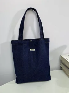 Denim Canvas Tote Bag Men’s Women’s Medium Magnetic Buckle Shoulder Commuting Relaxed High End Urban Simplicity All Match