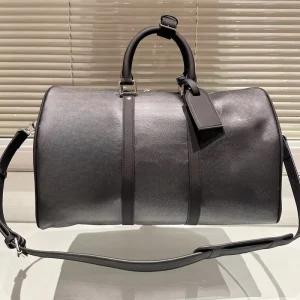 Designer-Style Genuine Leather Versatile Gym and Travel Tote Bag Large Capacity Unisex Business Travel Bag
