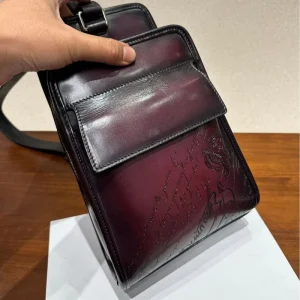 European American Retro Distressed Finish Scritto Graphic Patterned Full Grain Leather Men’s Chest Crossbody Bag Wear Resistant