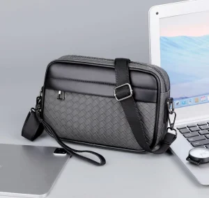 Factory Direct Clutch Man Bag Men’s Woven Leather Shoulder Bag Designer Bags Men Crossbody
