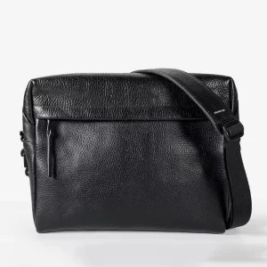 Fashion Personalized Leather Chest Bags Men’s Trend Daily Cross Body Bag Leisure Street Men’s Business Travel Messenger Bag