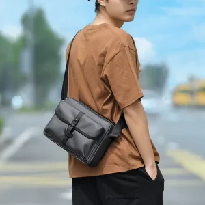 Fashion Waterproof Lightweight Travel Mobile Phone Money Chest Shoulder Messenger Crossbody Sling Bag
