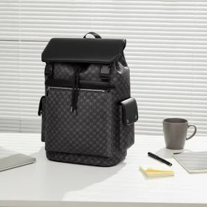 Fashionable Business Men’s PU Leather Waterproof Breathable Anti-Theft Lightweight Large Capacity Laptop Backpack Zipper Summer