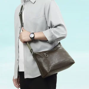 Genuine Leather Men’s Casual Shoulder Crossbody Bag with Polyester Lining Wear Resistant Large Capacity All Seasons