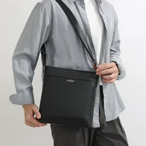 High Quality Fashion Men’s Lightweight Luxury Waterproof Genuine Leather Messenger Bag Custom Logo Durable Crossbody Zipper