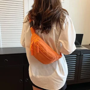 Japanese Style Lightweight Nylon Waist Bag Simple Trendy One-Shoulder Design Waterproof Zipper Crossbody Mobile Bag for Men