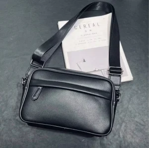 Low MOQ Custom Sport Fashion Style Messenger Crossbody Bag High Quality Men Custom Shoulder Bag