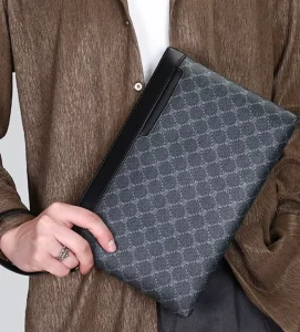 Luxurious Designer’s High-end and Elegant Men’s Handbag