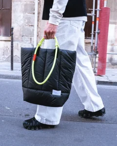 Luxurious Nylon Tote Bag Large Capacity Dual Purpose Fashionable One Shoulder Design New Luxury Messenger Bag for Men Women