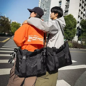 Men’s Nylon Street Fashion Crossbody Bag Large Capacity Shoulder Handbag Business Computer Bag Couple Travel Polyester