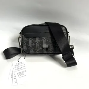 Men’s Retro Camera Bag Vintage Sling Style Genuine Leather PU Adjustable Strap Zipper Closure Stylish Portable
