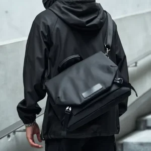 Men’s Urban Tech Messenger Bag Casual Crossbody Bag for Daily Use