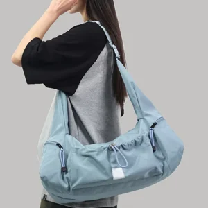 Minimalist Large Capacity Waterproof Nylon Crossbody Bag Men’s Casual Gym Bag Versatile Bag Women’s College Student Shoulder Bag