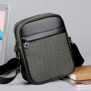 New Fashion Mens Waterproof Casual Sport Chest Bag with Custom logo