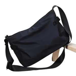 Simple Men’s Nylon Crossbody Bag Korean style Casual Large capacity Messenger Bag with Zipper Closure Middle Size