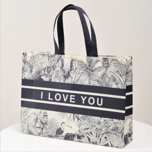 Vintage Style Men’s Fashion Tote Packaging Bags Laminated Non Woven Fabric Stock for Advertising Logo Printing Shopping Bag