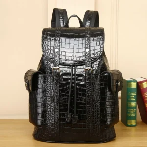 Vintage Winter Men’s Anti-Theft Backpack with Belly Pattern 20-35L Capacity Silica Gel Material Travel Bag